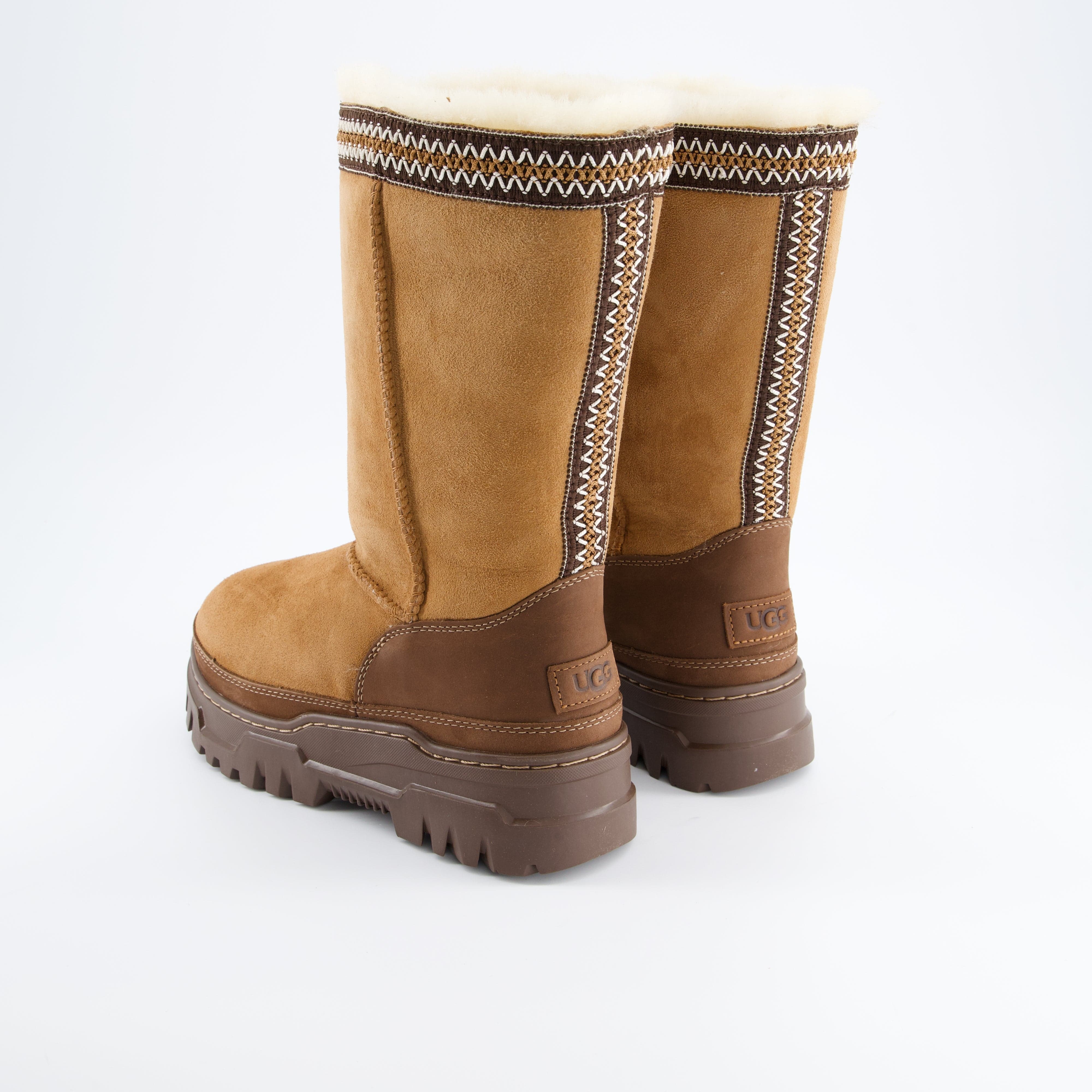 UGG Damenschuhe - Winterstiefel, Winterstiefel Classic Tall Trailgazer