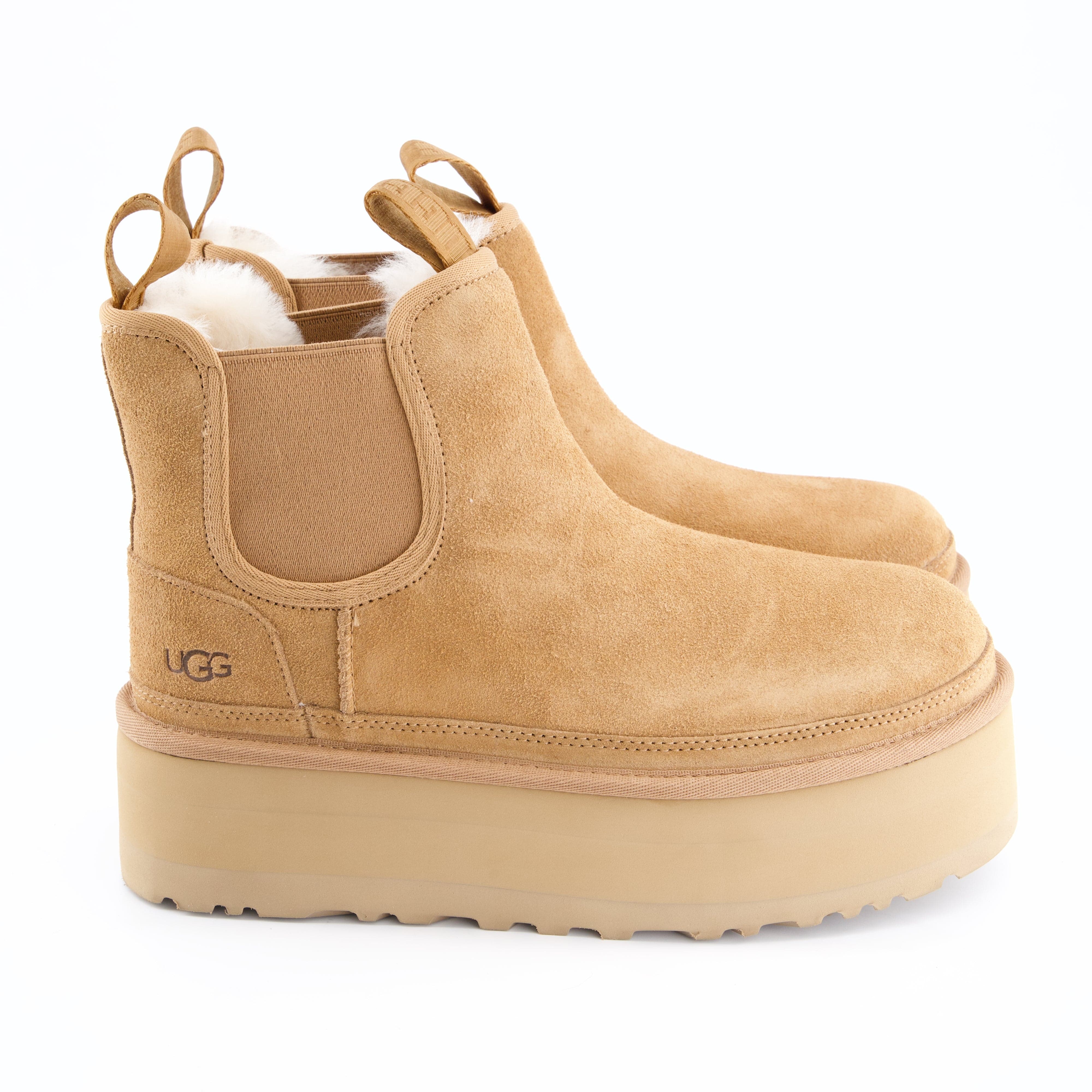 UGG Damenschuhe - Winterstiefel, Winterstiefel Neumel Platform Chelsea