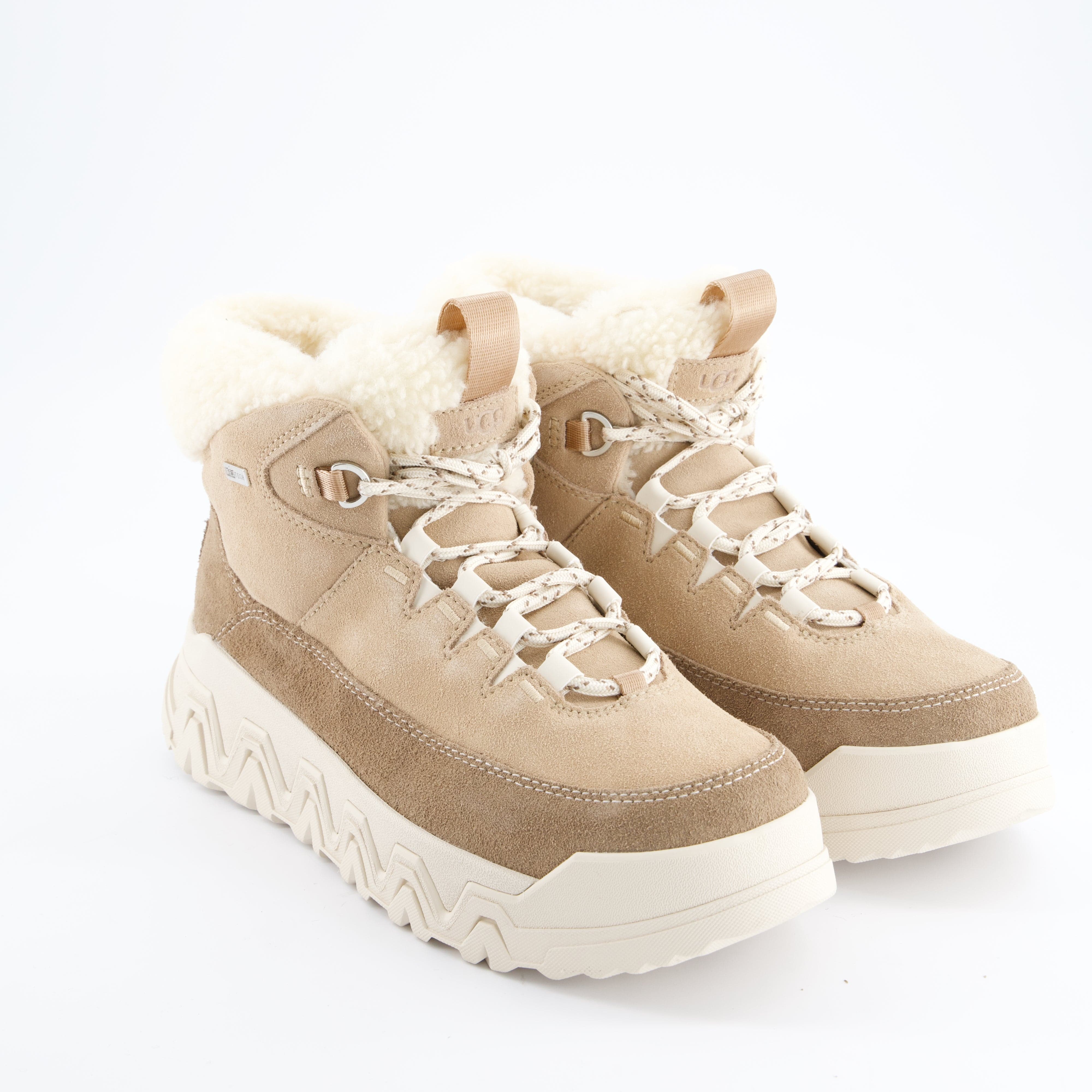 UGG Damenschuhe - Winterstiefel, Winterstiefel Terre Trail Cozy Lace