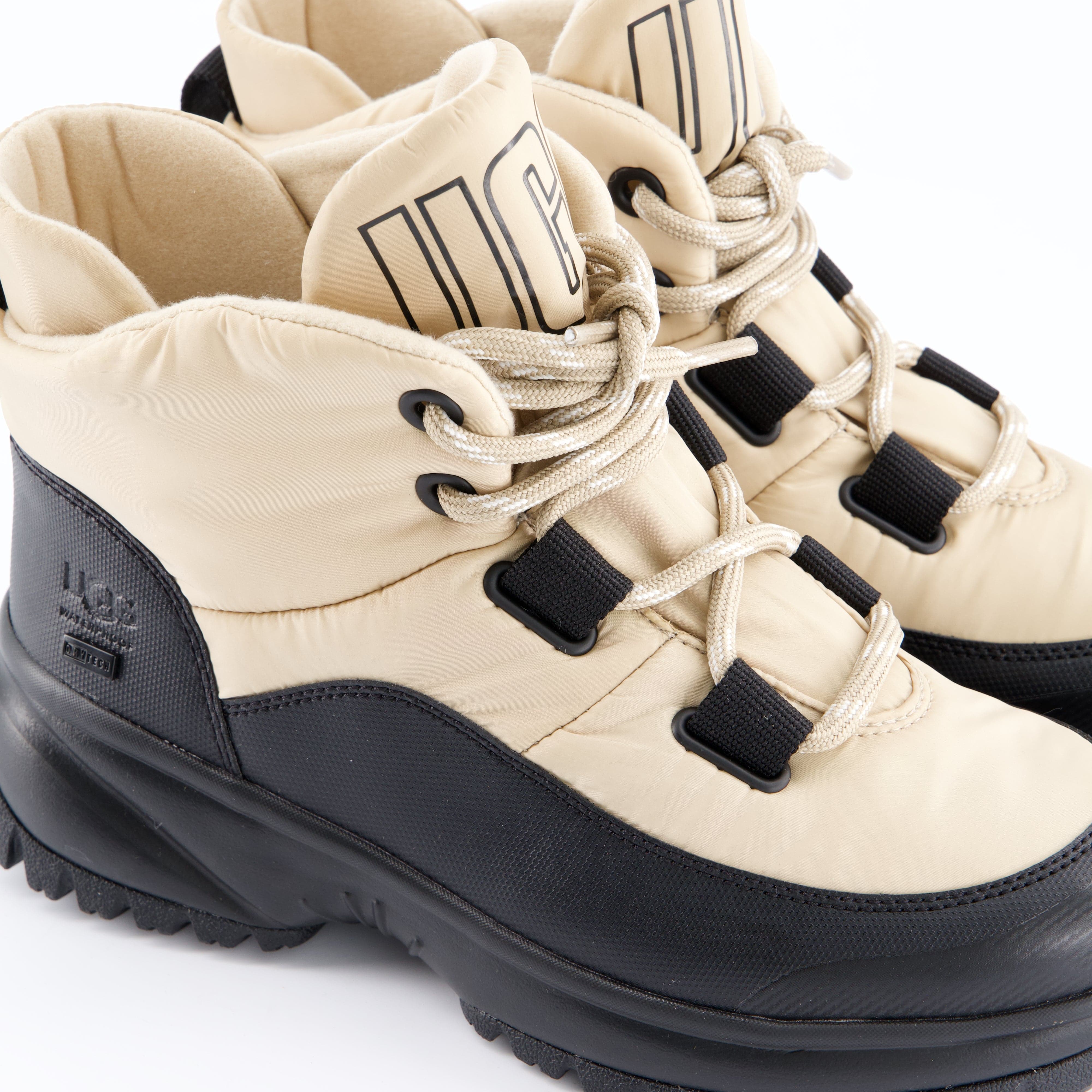 UGG Damenschuhe - Winterstiefel, Winterstiefel Yose Puffer Lace